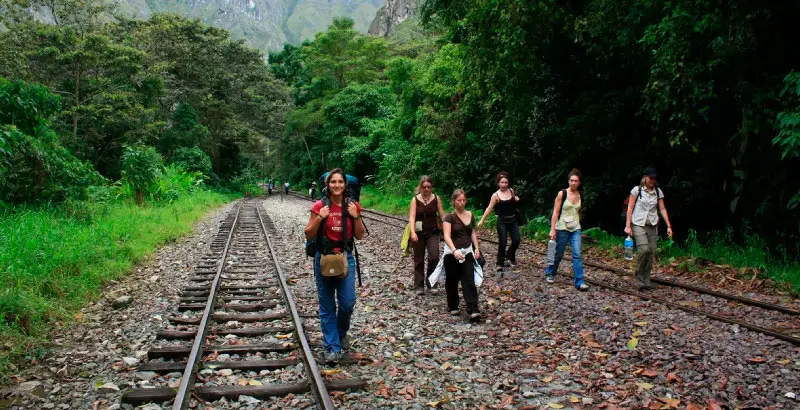 Tour a Machu Picchu en Carro 2 Días y 1 Noche