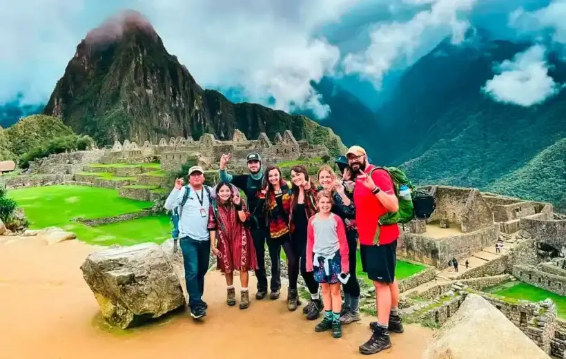 Tour Super Valle Sagrado de los Incas Conexión Machu Picchu 2 Días 1 Noche